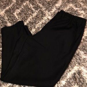 Cute tight ankle joggers 🏃‍♂️